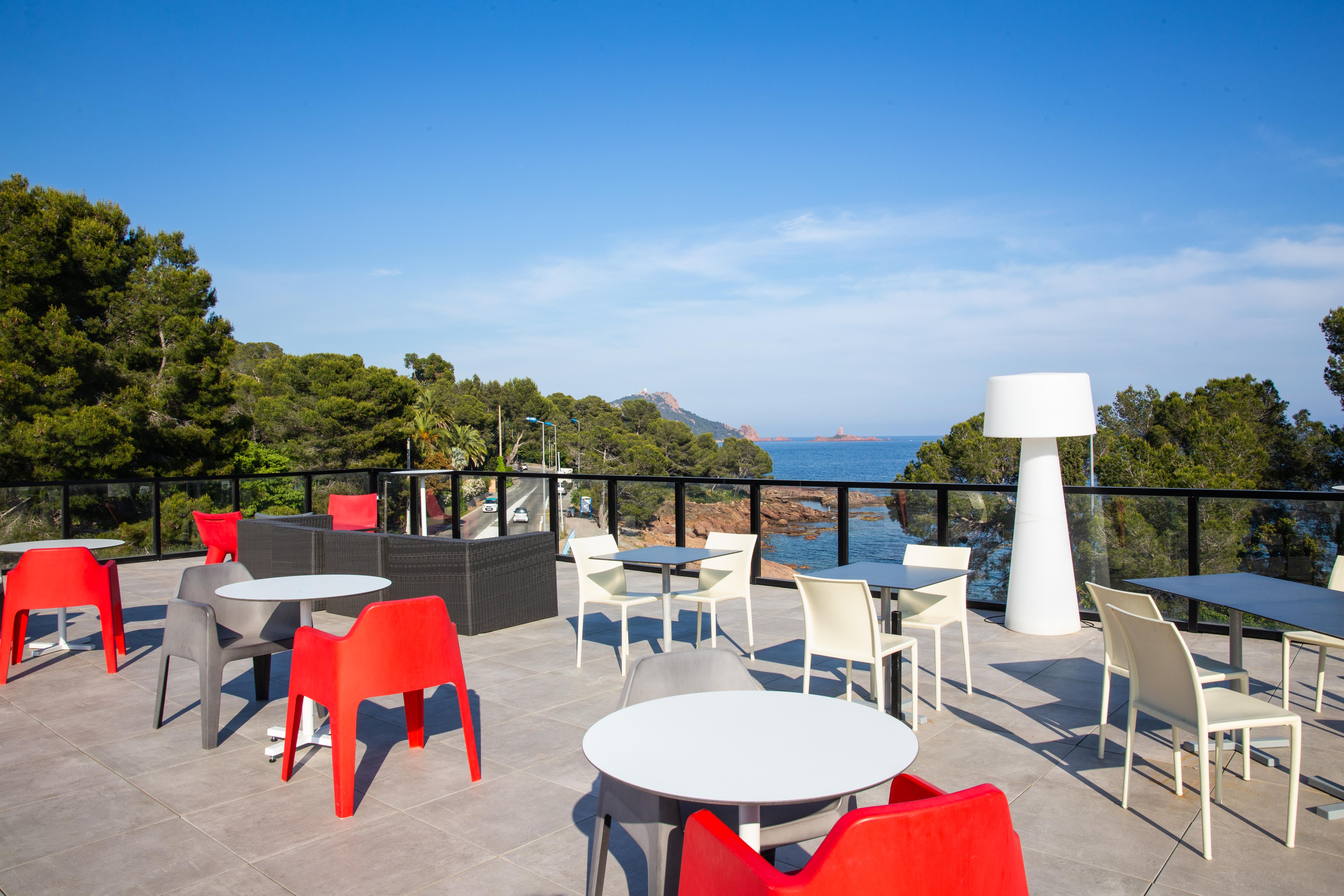 Sowell Residences Chenes Verts Saint-Raphael  Bagian luar foto